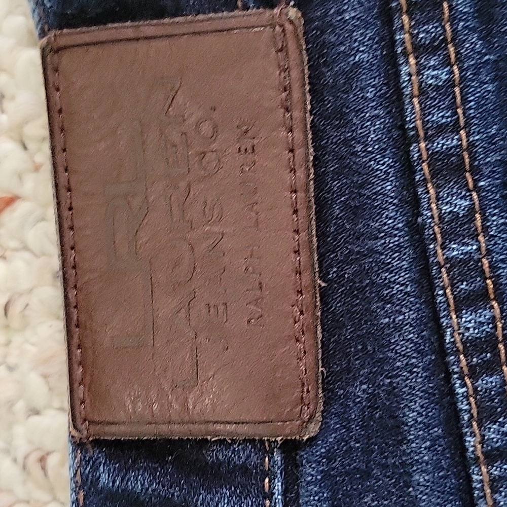 Jeans - Picture 7 of 8